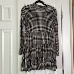 Like New Lily Rose Houndstooth Baby doll Dress with built in slip